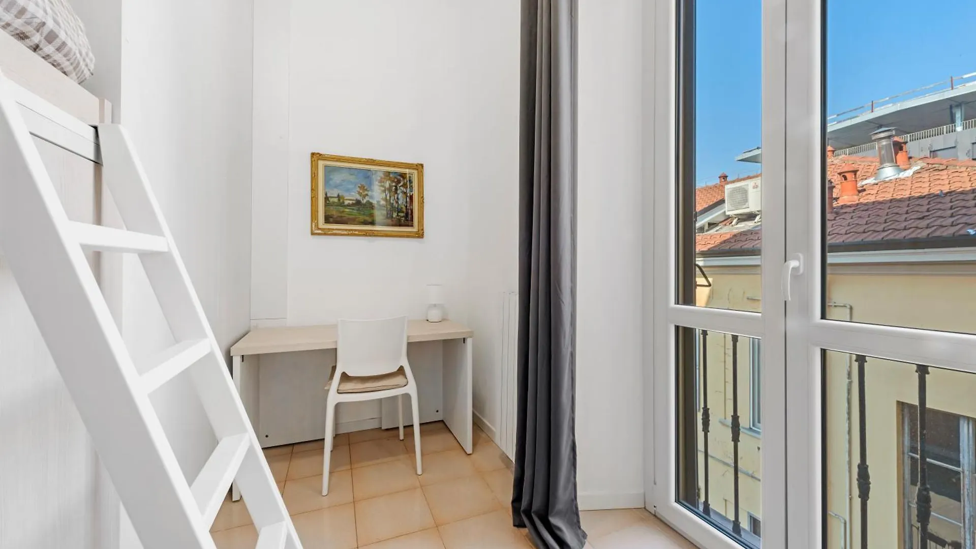 Apartment Sunflower Milan