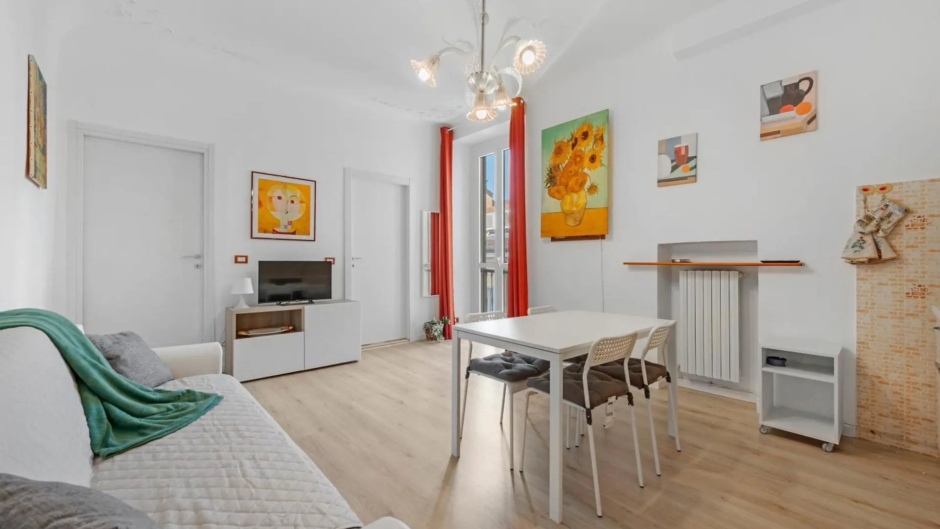 Apartment Sunflower Milan